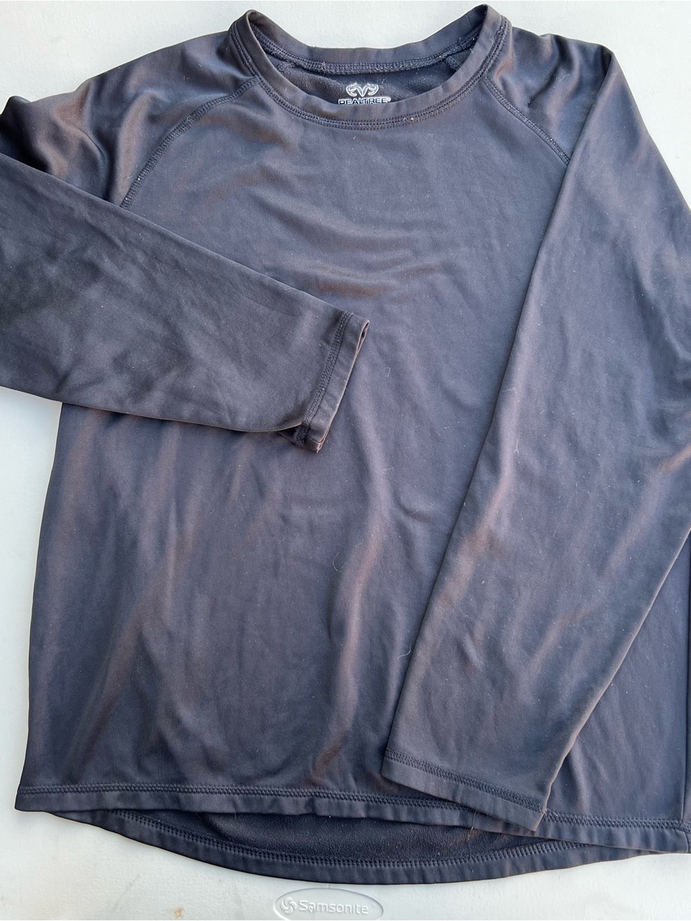 Realtree Men's Long Sleeve Crewneck Shirt - Charcoal Black